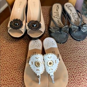 2 ladies sandals